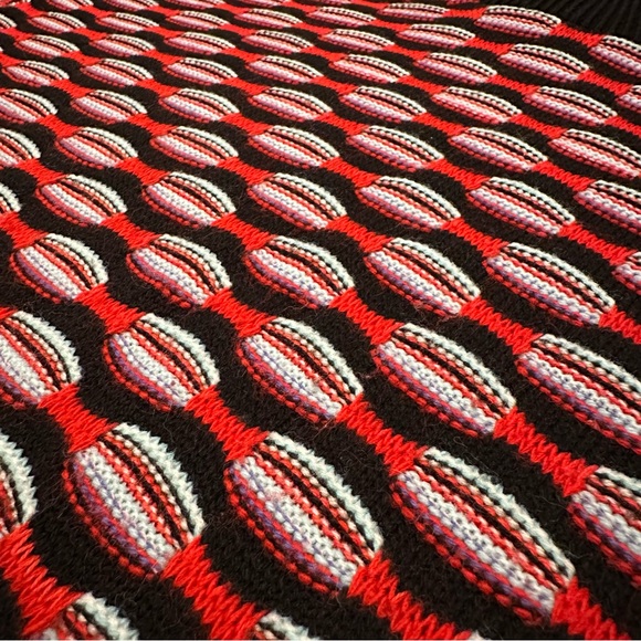 VTG 80s 90s Retro Red & Black Textured Knitted Sweater - Picture 5 of 9